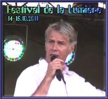 photo of Grard Chambre - performance at the Festival de la lumire